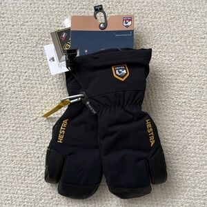 Hestra Army Leather Gore-Tex 3-Finger
Ski Glove, size 7
NWT
